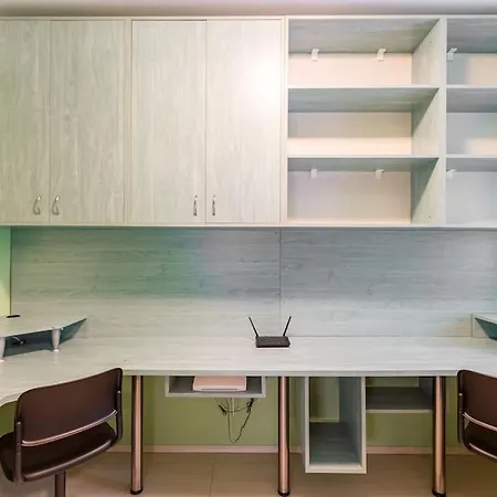 Lägenhet Urban Haven: Blissful Living In *