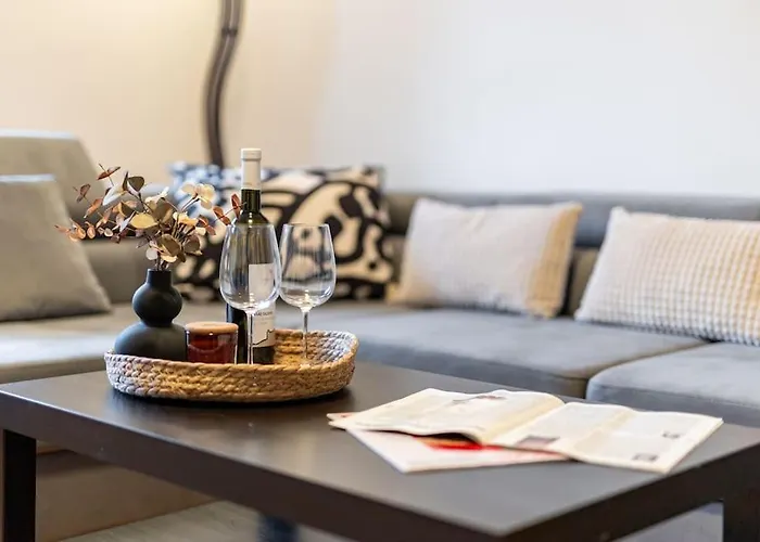 Lägenhet Urban Haven: Blissful Living In Bratislava