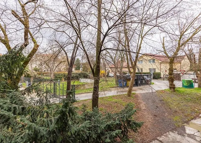 Urban Haven: Blissful Living In * Братислава