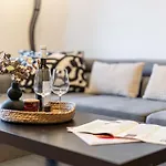 Appartement Urban Haven: Blissful Living In Bratislava